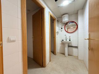 Nave industrial en alquiler en Velilla de San Antonio