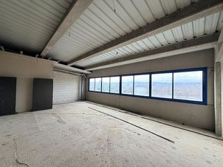 Nave industrial en alquiler en Velilla de San Antonio