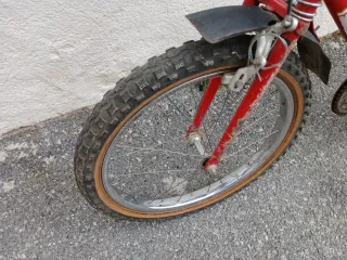 Bicicleta BH Cross Roja