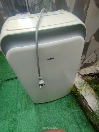 Pingüino marca daersion bomba de calor y frío