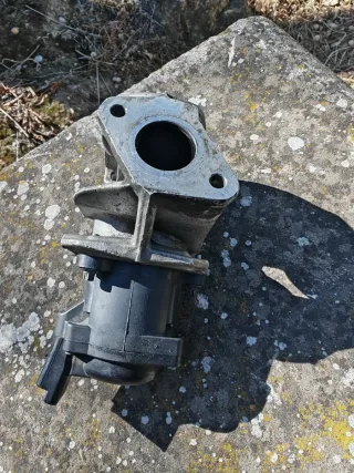 Válvula EGR 9685640480 MAZDA PEUGEOT CITROEN VALEO