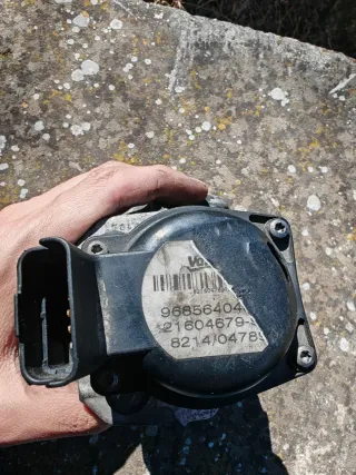 Válvula EGR 9685640480 MAZDA PEUGEOT CITROEN VALEO