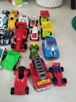 Set 65 macchinine giocattolo miste