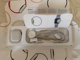 Apple Watch Series 9 41mm + 3 correas