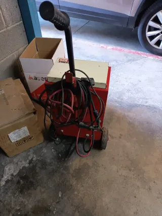 Cargador Baterías Ferve F-825