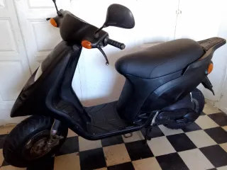 Piaggio tifon 2 tiempos escúter del año 95(1gen)