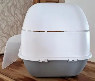 Transportín para gato o perro pequeño y Arenero.