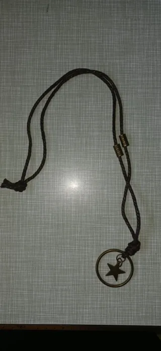 Collana con ciondolo a stella