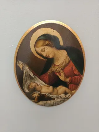 Madonna screpolata in legno