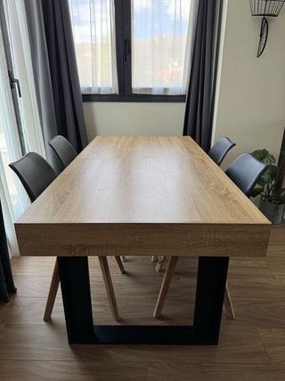 Mesa de comedor extensible y 4 sillas conjunto