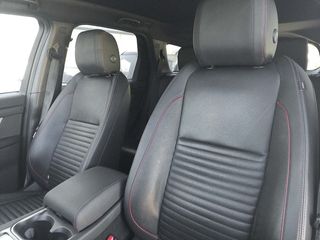 Land-Rover Discovery Sport 2.0D TD4 MHEV R-Dynamic S AWD Auto 120 kW (163 CV)