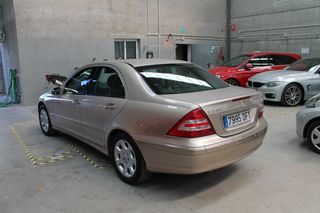 Mercedes-Benz Clase C 240 4MATIC AVANTGARDE