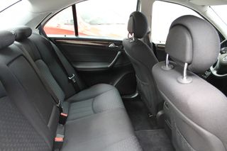 Mercedes-Benz Clase C 240 4MATIC AVANTGARDE