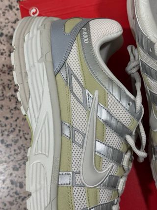 Nike P-6000 Verde y Plata
