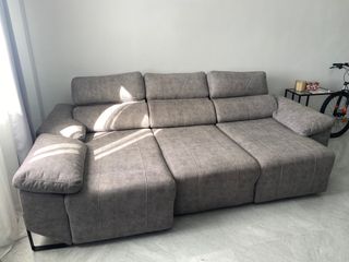 Sofá modular gris tela