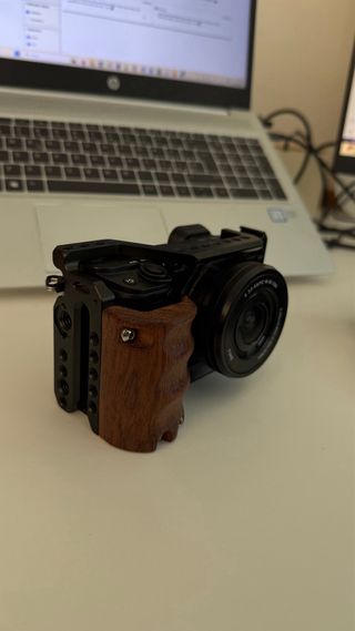 Sony A6400 + Obiettivo 16-50mm