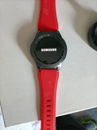 Samsung Gear S3 Frontier Smartwatch Negro/Rojo