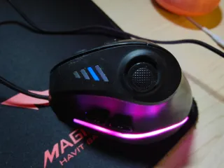 Mouse Vertical Gaming Zelotes C-18 RGB Nero/Rosa