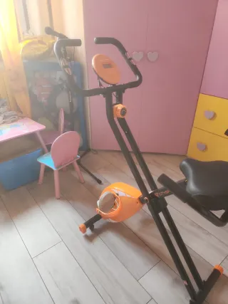 Cyclette richiudibile salvaspazio