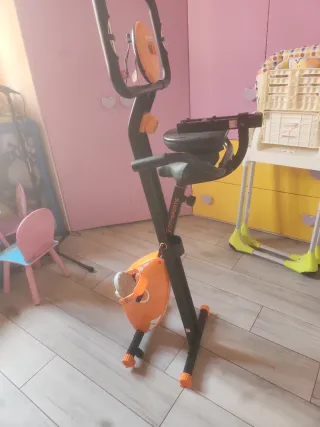 Cyclette richiudibile salvaspazio