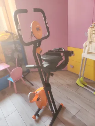 Cyclette richiudibile salvaspazio