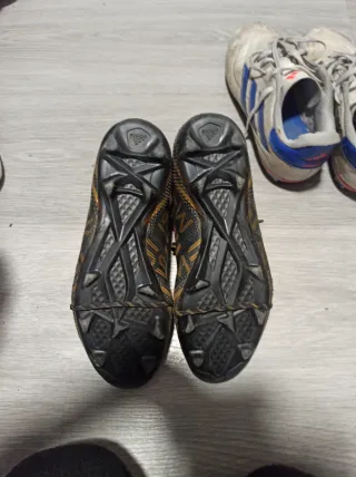 Botas de fútbol Adidas Copa y Messi