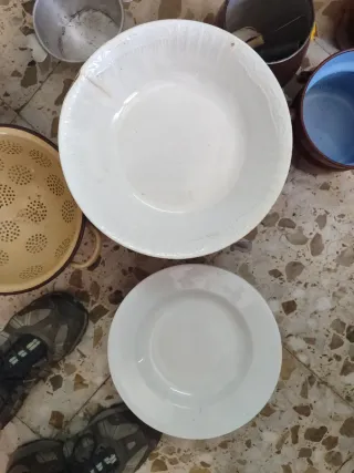 Vajilla Vargas Segovia con sopera