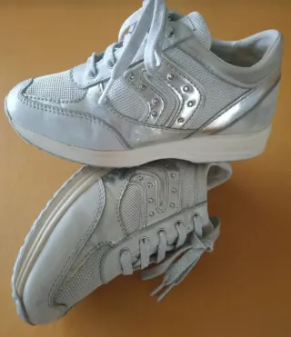 Geox Scarpe Argento/Ghiaccio N.32 Unisex