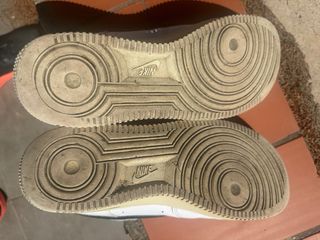 Zapatillas Nike Air Force Blancas y Negras