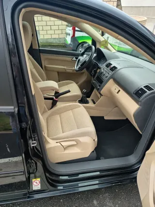 Volkswagen Touran 2013