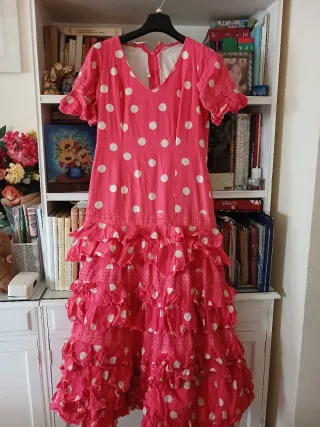 Traje de flamenca rosa lunares talla 14 años