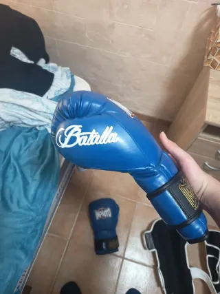 Guantes de boxeo impacto de cuero 14 oz