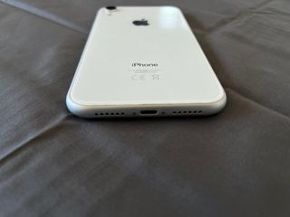 iPhone XR 128GB Blanco + cargador Apple