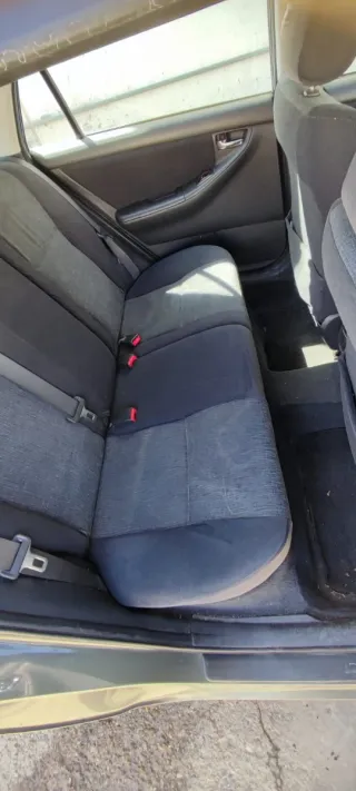 Asientos traseros Toyota Corolla