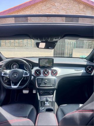 Mercedes-Benz Clase CLA 2015