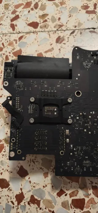 Placa Base Logic Board + PSU iMac 27 últimos 2013