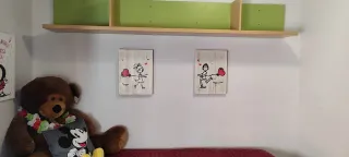 Cama nido con cajones y estantería