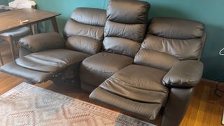 Sofá Reclinable de Cuero Marrón/Gris