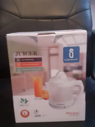 Exprimidor Eléctrico Morgen 30W