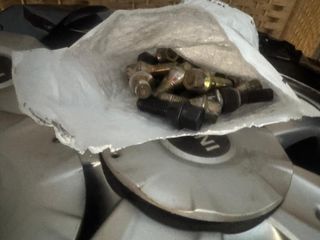 Llantas Mini One D con todos sus extras.