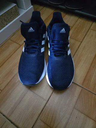 Zapatillas Puma altas blancas y azules