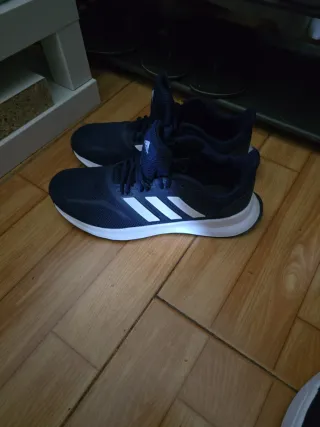 Zapatillas Puma altas blancas y azules