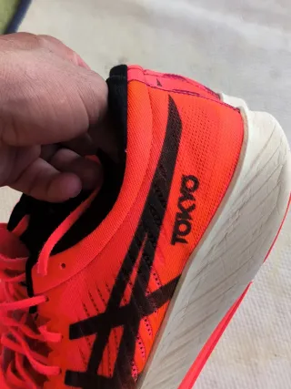 Zapatillas ASICS tokyo Naranja y Negro