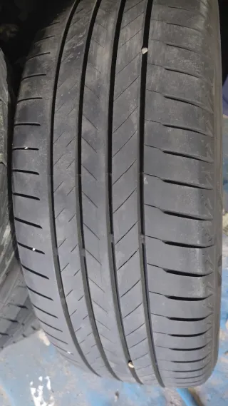 Neumáticos 235/55/19
