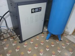 Compresor de Aires, Secador y Calderín