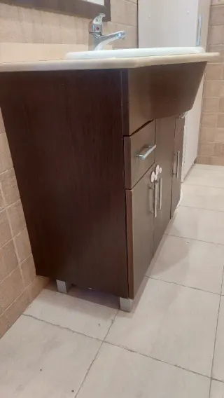 Mueble de baño con espejo