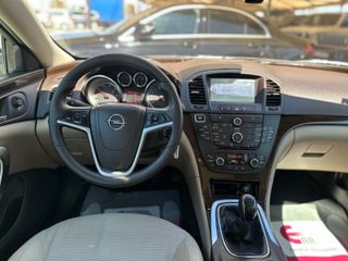 Opel Insignia 2012