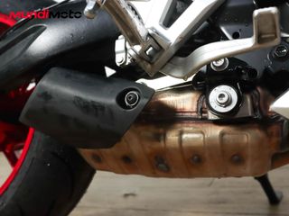 SUZUKI GSX-8R