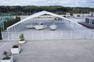 Carpas industriales sin obra ni licencia