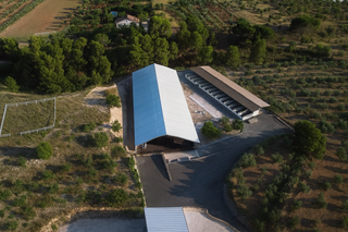 Carpas industriales sin obra ni licencia